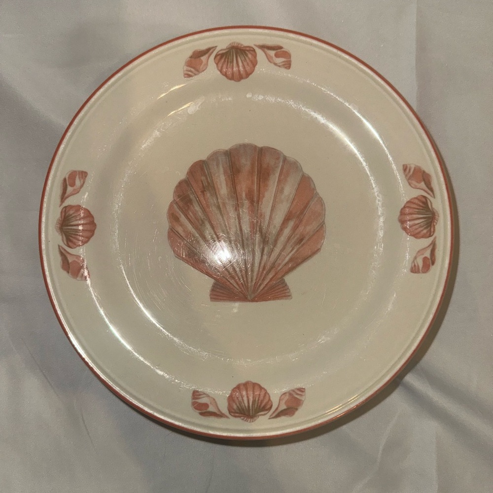 Sangostone Cream and Pink Shell Motif Salad Plate
